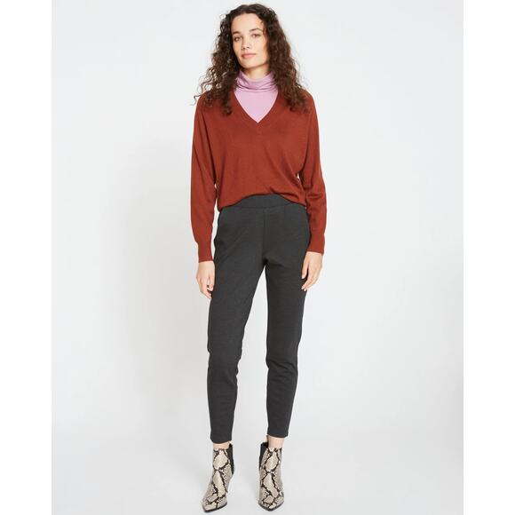 Universal Standard Minimalist Moro Pocket Signature Ponte Pants, XXS (6-8) - Picture 1 of 6